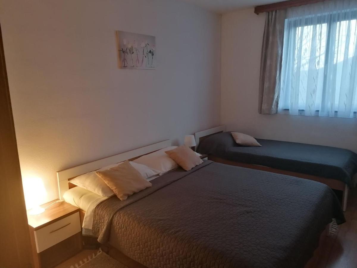 Apartment And Rooms Nevenka Poljanak Zewnętrze zdjęcie